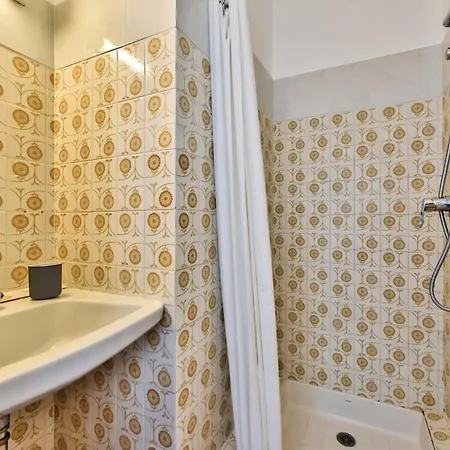 Fireworks View - 6 Persons