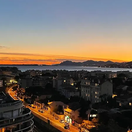 Fireworks View - 6 Persons