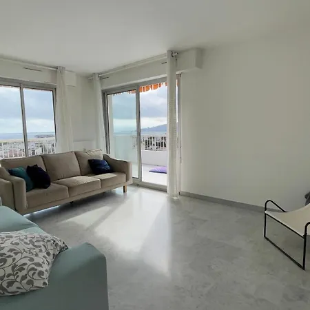 Apartment Fireworks View - 6 Persons *