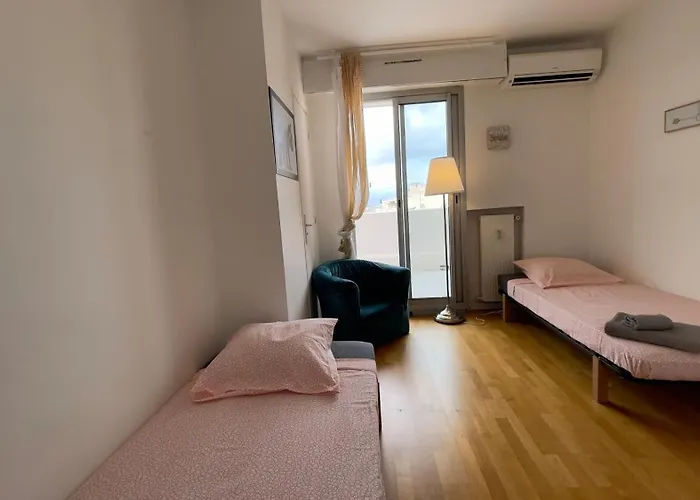 Fireworks View - 6 Persons شقة أنتيب