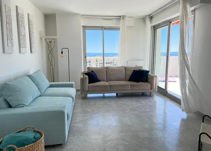 Fireworks View - 6 Persons شقة أنتيب